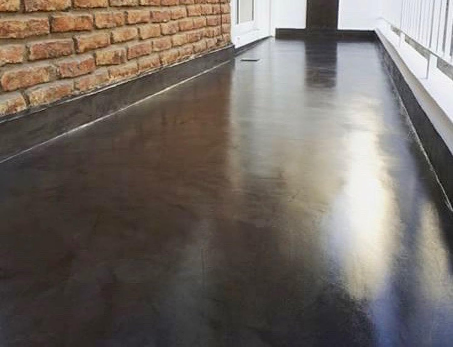 Coloredepoxies 10005 Black Epoxy Resin Coating Made with Beautiful and Vibrant Pigments, 100% Solids, for Garage Floors, Basements, Concrete and Plywood. 3 Quart Kit