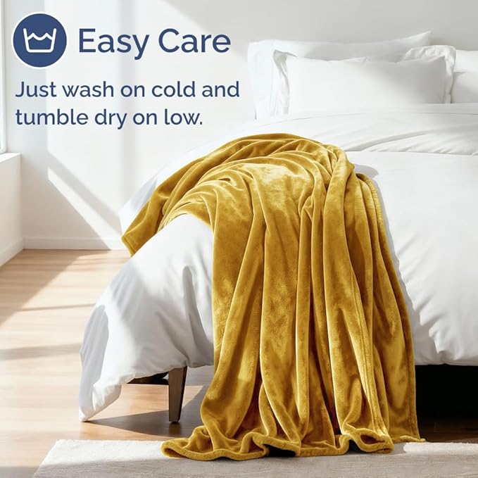 Ultra Soft Fleece Blanket Queen Size - Flannel Fleece Luxury Queen Blanket - Lightweight for Couch Bed Chair - Thick, Warm and Breathable - All Season Cozy Fuzzy, Anti-Static Microplush Bedding, Gold