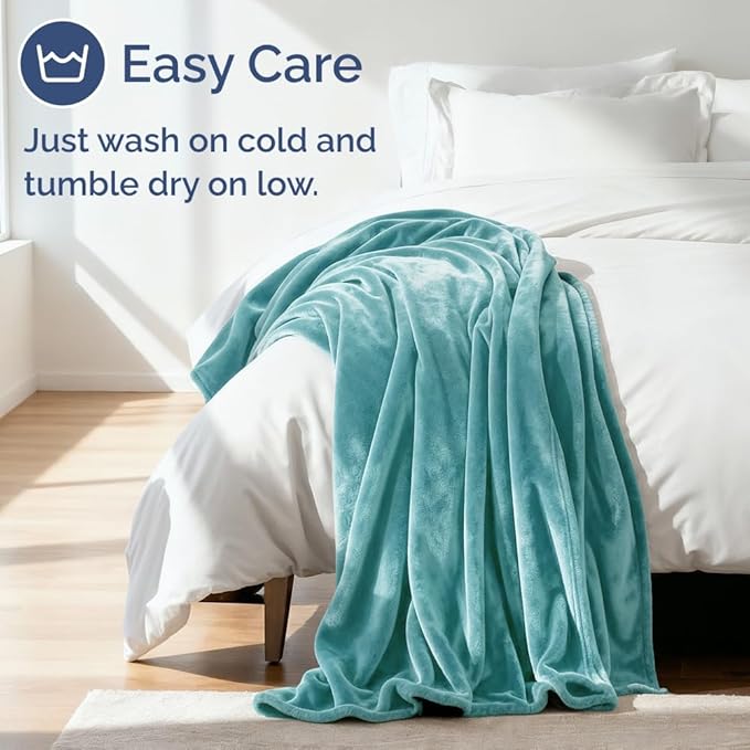 Ultra Soft Fleece Blanket Queen Size - Flannel Fleece Luxury Queen Blanket - Lightweight for Couch Bed Chair - Thick, Warm & Breathable - All Season Cozy Fuzzy Anti-Static Microplush Bedding, Turqoise