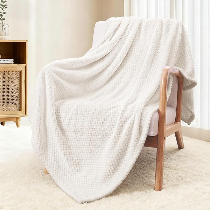 Exclusivo Mezcla Fleece Throw Blanket Extra Large, Super Soft and Warm Blankets for Couch, Sofa and Bed Waffle Textured, Cozy, Fuzzy and Lightweight (Off White, 50x70 Inches)
