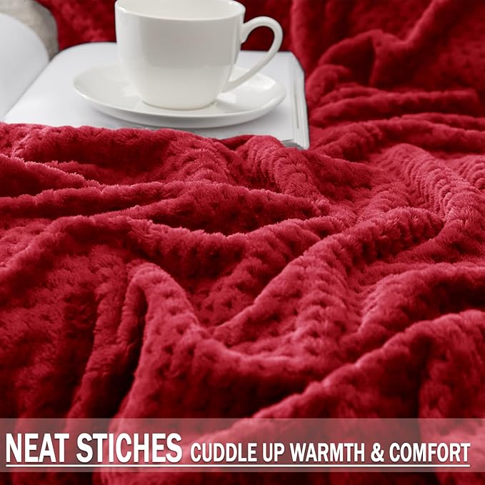 Exclusivo Mezcla Fleece Bed Blanket Twin Size, Super Soft and Warm Blankets for Couch, Sofa and Bed Waffle Textured, Cozy, Fuzzy and Lightweight (Deep Red, 60x80 inches)