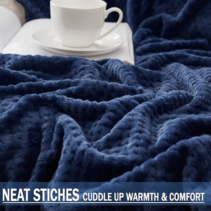 Exclusivo Mezcla Fleece Bed Blanket Twin Size, Super Soft and Warm Blankets for Couch, Sofa and Bed Waffle Textured, Cozy, Fuzzy and Lightweight (Navy Blue, 90x66 Inches)