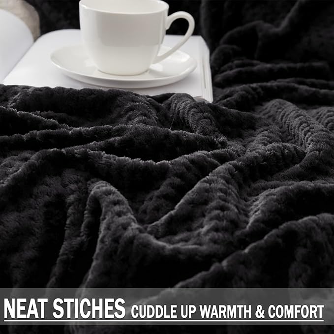 Exclusivo Mezcla Fleece Bed Blanket Twin Size, Super Soft and Warm Blankets for Couch, Sofa and Bed Waffle Textured, Cozy, Fuzzy and Lightweight (Black, 90x66 Inches)
