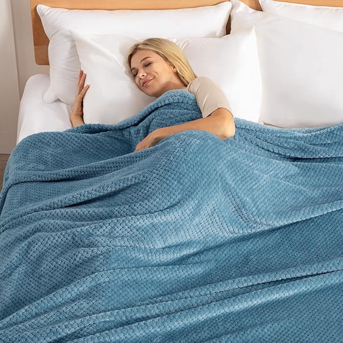 Exclusivo Mezcla Fleece Bed Blanket Queen Size, Super Soft and Warm Blankets for Couch, Sofa and Bed Waffle Textured, Cozy, Fuzzy and Lightweight (Slate Blue, 90x90 Inches)