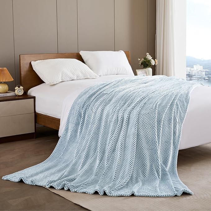 Exclusivo Mezcla Fleece Bed Blanket King Size, Super Soft and Warm Blankets for Couch, Sofa and Bed Waffle Textured, Cozy, Fuzzy and Lightweight (Mixed Slate Blue, 90x104 Inches)