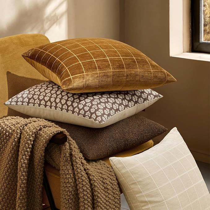 MIULEE Decorative Chenille Check Throw Pillow Covers Vintage Plaid Couch Pillows 18x18 Inch Set of 2 Neutral Boho Farmhouse Cushion Covers Modern Home Decor for Sofa Bed Living Room Brown Sugar