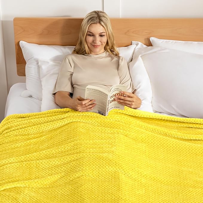 Exclusivo Mezcla Fleece Bed Blanket Twin Size, Super Soft and Warm Blankets for Couch, Sofa and Bed Waffle Textured, Cozy, Fuzzy and Lightweight (Vibrant Yellow, 90x66 Inches)