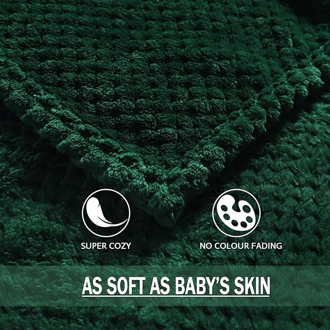 Exclusivo Mezcla Fleece Bed Blanket King Size, Super Soft and Warm Blankets for Couch, Sofa and Bed Waffle Textured, Cozy, Fuzzy and Lightweight (Forest Green, 90x104 Inches)