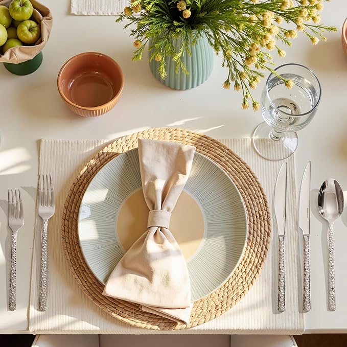 KINGSTONE 48 Piece Silverware Set with Steak Knives, Hammered Silverware Set for 8, 18/10 Stainless Steel Flatware, Cutlery Set for Home, Party, Wedding, Mirror Polished Dishwasher Safe