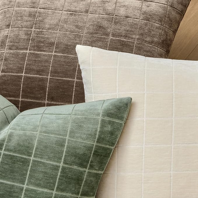 MIULEE Decorative Chenille Check Throw Pillow Covers Vintage Plaid Couch Pillows 18x18 Inch Set of 2 Neutral Boho Farmhouse Cushion Covers Modern Spring Home Decor for Sofa Bed Living Room Sage Green