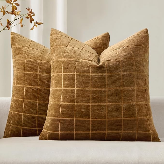 MIULEE Decorative Chenille Check Throw Pillow Covers Vintage Plaid Couch Pillows 18x18 Inch Set of 2 Neutral Boho Farmhouse Cushion Covers Modern Home Decor for Sofa Bed Living Room Brown Sugar