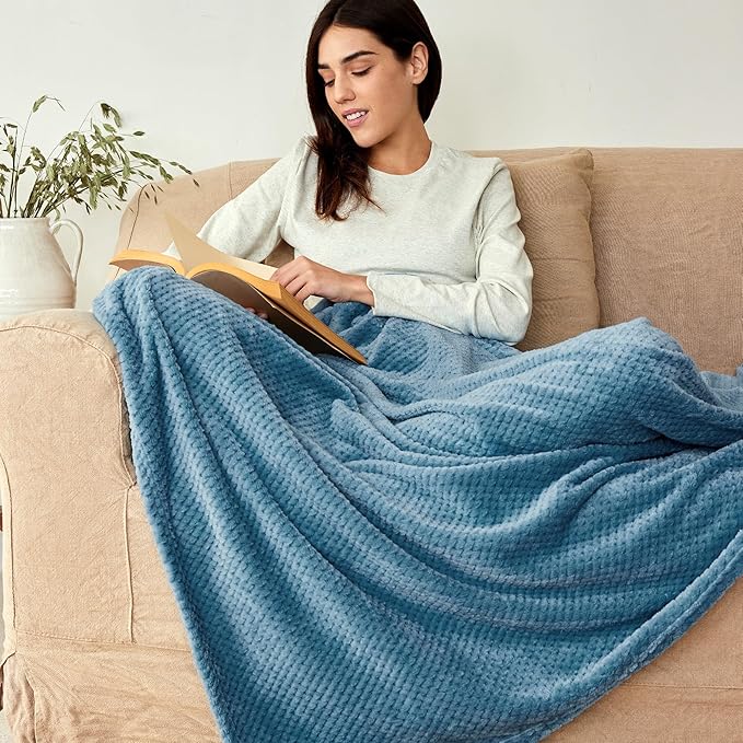 Exclusivo Mezcla Fleece Bed Blanket Twin Size, Super Soft and Warm Blankets for Couch, Sofa and Bed Waffle Textured, Cozy, Fuzzy and Lightweight (Slate Blue, 90x66 Inches)